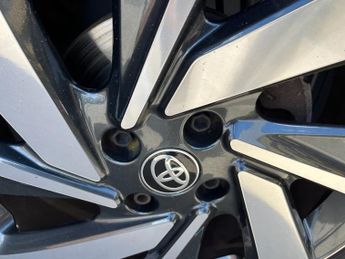 TOYOTA AYGO X 1.0 VVT-i Edge Hatchback 5dr Petrol x-shift Euro 6 (s/s) (72 ps)
