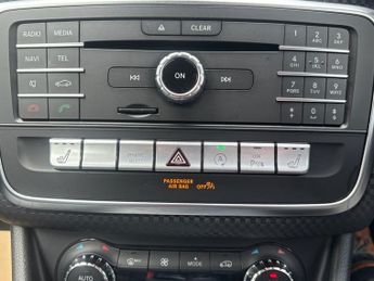 MERCEDES-BENZ A-CLASS 1.6 A180 Sport (Premium) Hatchback 5dr Petrol 7G-DCT Euro 6 (s/s