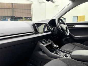 SKODA KAROQ 1.0 TSI SE SUV 5dr Petrol DSG Euro 6 (s/s) (115 ps)