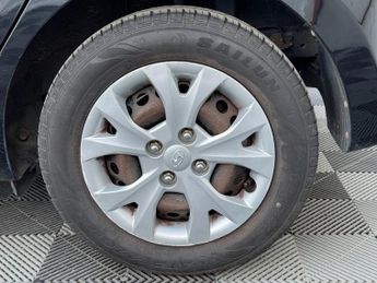 HYUNDAI I10 1.2 SE Hatchback 5dr Petrol Manual Euro 5 (87 ps)
