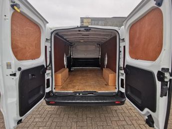 RENAULT TRAFIC 2.0 dCi ENERGY 30 Business+ Panel Van 5dr Diesel Manual LWB Stan