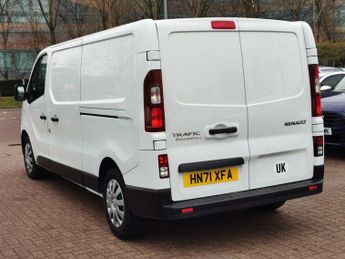 RENAULT TRAFIC 2.0 dCi ENERGY 30 Business+ Panel Van 5dr Diesel Manual LWB Stan
