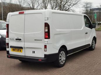 RENAULT TRAFIC 2.0 dCi ENERGY 30 Business+ Panel Van 5dr Diesel Manual LWB Stan