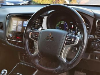 MITSUBISHI OUTLANDER 2.4h TwinMotor 13.8kWh Reflex Plus SUV 5dr Petrol Plug-in Hybrid
