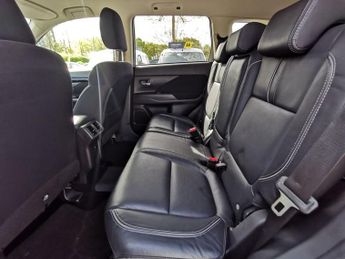 MITSUBISHI OUTLANDER 2.4h TwinMotor 13.8kWh Reflex Plus SUV 5dr Petrol Plug-in Hybrid