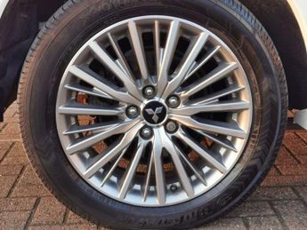 MITSUBISHI OUTLANDER 2.4h TwinMotor 13.8kWh Reflex Plus SUV 5dr Petrol Plug-in Hybrid