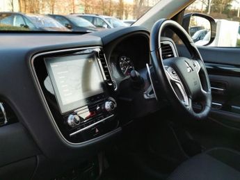 MITSUBISHI OUTLANDER 2.4h TwinMotor 13.8kWh Reflex Plus SUV 5dr Petrol Plug-in Hybrid