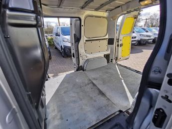 NISSAN e-NV200 40kWh Acenta Panel Van 5dr Electric Auto SWB (Quick Charge) (109