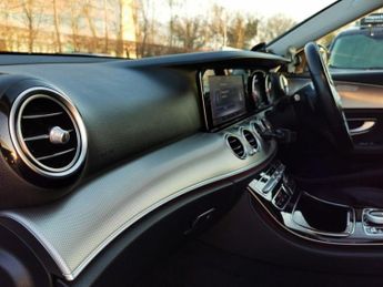 MERCEDES-BENZ E-CLASS 2.0 E220d SE Saloon 4dr Diesel G-Tronic+ Euro 6 (s/s) (194 ps)
