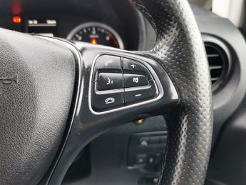 MERCEDES-BENZ VITO 2.1 114 CDI Pure Panel Van 5dr Diesel G-Tronic+ RWD L2 Euro 6 (s