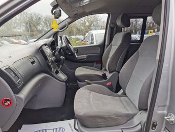 HYUNDAI i800 2.5 CRDi Style MPV 5dr Diesel Auto Euro 5 (170 ps)