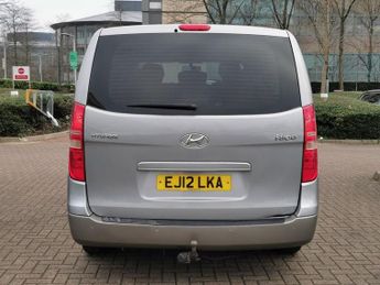 HYUNDAI i800 2.5 CRDi Style MPV 5dr Diesel Auto Euro 5 (170 ps)
