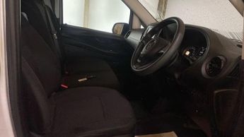 MERCEDES-BENZ EVITO 116 e 66kWh Progressive Panel Van 6dr Electric Auto FWD L2 (LWB)