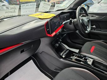 VAUXHALL MOKKA ELECTRIC AUTOMATIC 50kWh SRi Nav Premium SUV 5dr Electric Auto (136 ps)