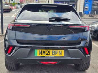 VAUXHALL MOKKA ELECTRIC AUTOMATIC 50kWh SRi Nav Premium SUV 5dr Electric Auto (136 ps)