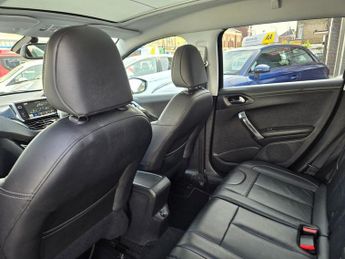 PEUGEOT 2008 1.6 VTi Feline SUV 5dr Petrol Manual Euro 5 (Mistral) (120 ps)