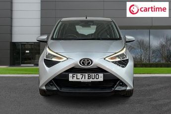 TOYOTA AYGO 1.0 VVT-i x-play Hatchback 5dr Petrol Manual Euro 6 (s/s) (71 ps