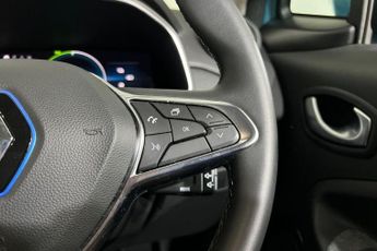 RENAULT ZOE R135 52kWh Iconic Hatchback 5dr Electric Auto (i, Rapid Charge) 