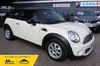 MINI Hatch 1.6 Cooper Hatchback 3dr Petrol Steptronic Euro 5 (122 ps)