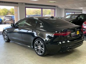JAGUAR XE 2.0 D180 R-Dynamic S Saloon 4dr Diesel Auto Euro 6 (s/s) (180 ps