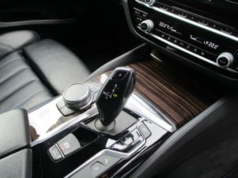 BMW 6 SERIES GRAN TURISMO 2.0 620d M Sport GT 5dr Diesel Auto Euro 6 (s/s) (190 ps)