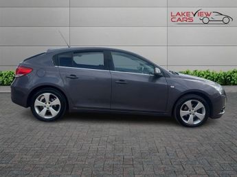 CHEVROLET CRUZE 1.8 LTZ Hatchback 5dr Petrol Manual Euro 5 (141 ps)