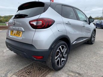 RENAULT CAPTUR 1.5 dCi ENERGY Iconic SUV 5dr Diesel EDC Euro 6 (s/s) (90 ps)