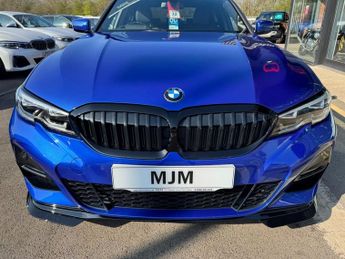 BMW 3 SERIES 2.0 320d MHT M Sport Saloon 4dr Diesel Hybrid Auto Euro 6 (s/s) 