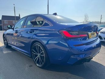 BMW 3 SERIES 2.0 320d MHT M Sport Saloon 4dr Diesel Hybrid Auto Euro 6 (s/s) 