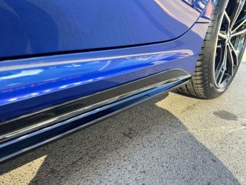BMW 3 SERIES 2.0 320d MHT M Sport Saloon 4dr Diesel Hybrid Auto Euro 6 (s/s) 