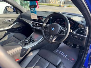BMW 3 SERIES 2.0 320d MHT M Sport Saloon 4dr Diesel Hybrid Auto Euro 6 (s/s) 