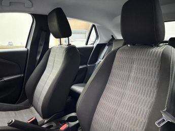 VAUXHALL CORSA 1.2 SE Hatchback 5dr Petrol Manual Euro 6 (75 ps)