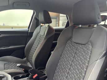 AUDI A1 1.0 TFSI 30 Sport Sportback 5dr Petrol S Tronic Euro 6 (s/s) (11