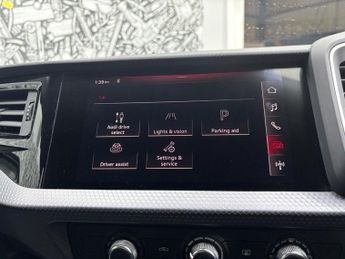 AUDI A1 1.0 TFSI 30 Sport Sportback 5dr Petrol S Tronic Euro 6 (s/s) (11