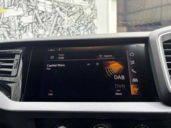 AUDI A1 1.0 TFSI 30 Sport Sportback 5dr Petrol S Tronic Euro 6 (s/s) (11