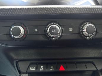 AUDI A1 1.0 TFSI 30 Sport Sportback 5dr Petrol S Tronic Euro 6 (s/s) (11