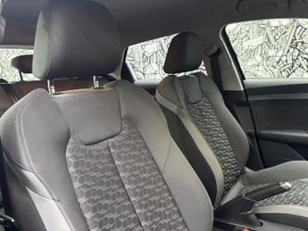 AUDI A1 1.0 TFSI 30 Sport Sportback 5dr Petrol S Tronic Euro 6 (s/s) (11