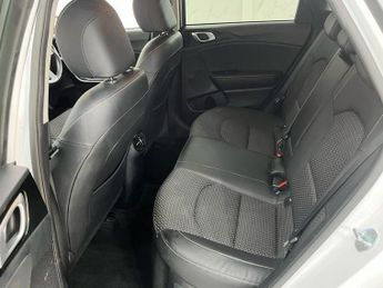 KIA CEED 1.6 GDi 8.9kWh 3 Sportswagon 5dr Petrol Plug-in Hybrid DCT Euro 