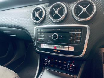 MERCEDES-BENZ A-CLASS 2.1 A200d AMG Line (Premium) Hatchback 5dr Diesel 7G-DCT Euro 6 