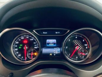 MERCEDES-BENZ A-CLASS 2.1 A200d AMG Line (Premium) Hatchback 5dr Diesel 7G-DCT Euro 6 