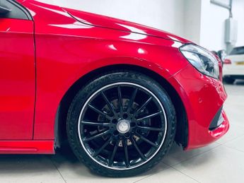 MERCEDES-BENZ A-CLASS 2.1 A200d AMG Line (Premium) Hatchback 5dr Diesel 7G-DCT Euro 6 