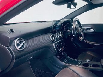 MERCEDES-BENZ A-CLASS 2.1 A200d AMG Line (Premium) Hatchback 5dr Diesel 7G-DCT Euro 6 