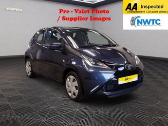 Toyota AYGO 1.0 VVT-i x-play Hatchback 5dr Petrol Manual Euro 6 (68 ps)