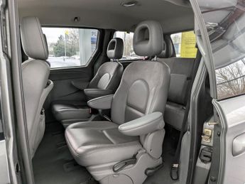 CHRYSLER VOYAGER 2.8 CRD LX Plus MPV 5dr Diesel Automatic (221 g/km, 148 bhp)