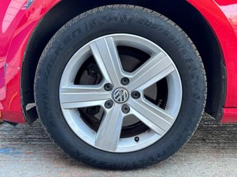 VOLKSWAGEN GOLF 2.0 TDI BlueMotion Tech Match Edition Hatchback 5dr Diesel DSG E