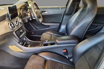 MERCEDES-BENZ GLA-CLASS 2.1 GLA200d AMG Line 7G-DCT (136ps)