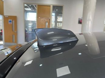 JAGUAR XE 2.0d Portfolio Saloon 4dr Diesel Auto Euro 6 (s/s) (180 ps)