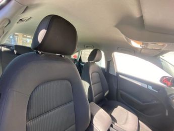 AUDI A4 2.0 TDI SE Saloon 4dr Diesel Multitronic Euro 5 (s/s) (143 ps)