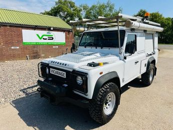 Land Rover Defender 2.2 TDCi Hard Top SUV 3dr Diesel Manual 4WD MWB Euro 5 (122 ps)