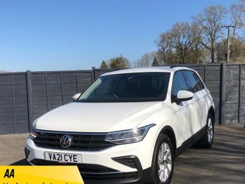 Volkswagen Tiguan 1.5 TSI Life SUV 5dr Petrol DSG Euro 6 (s/s) (150 ps)